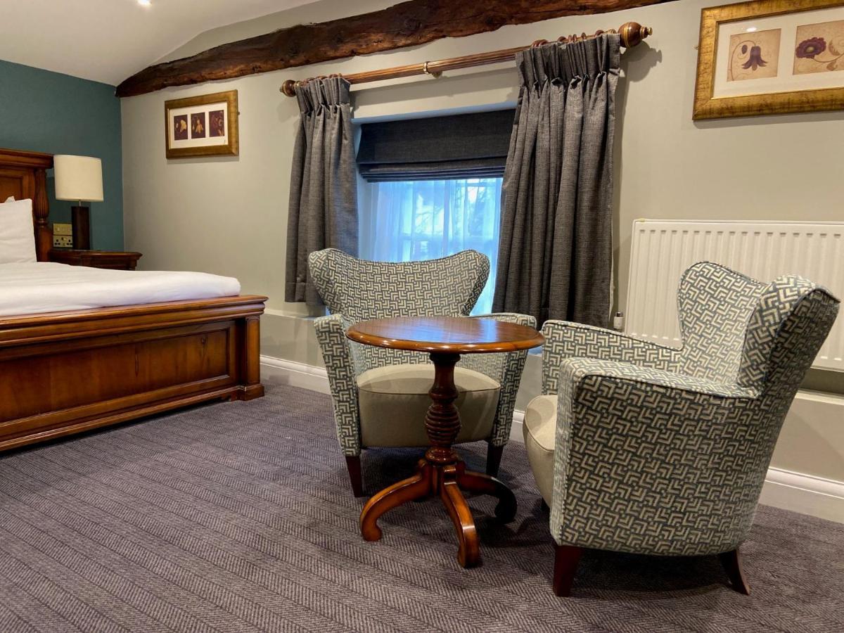 Best Western Ship Hotel Weybridge Exteriör bild